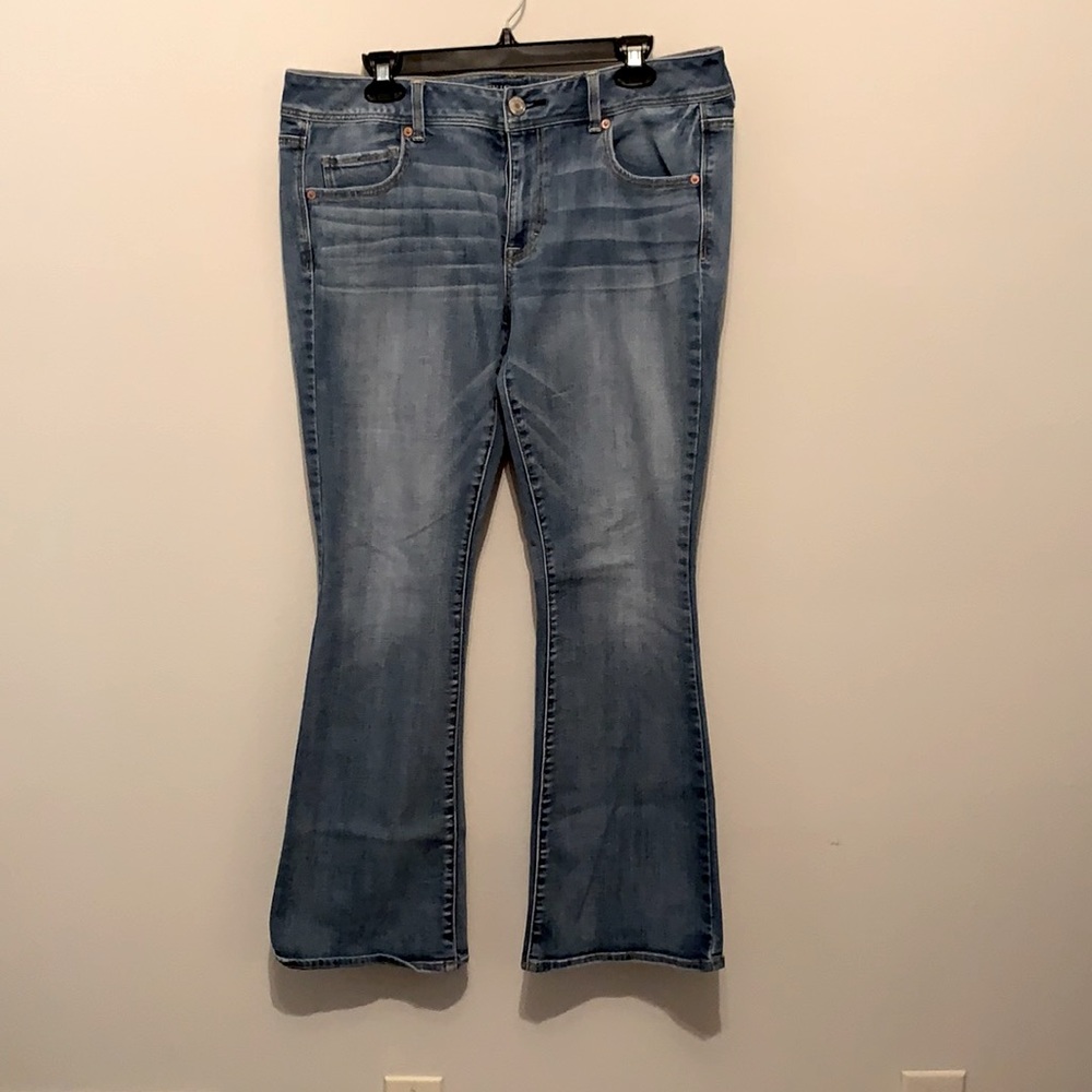American Eagle kick boot jeans. Sz 16 reg
